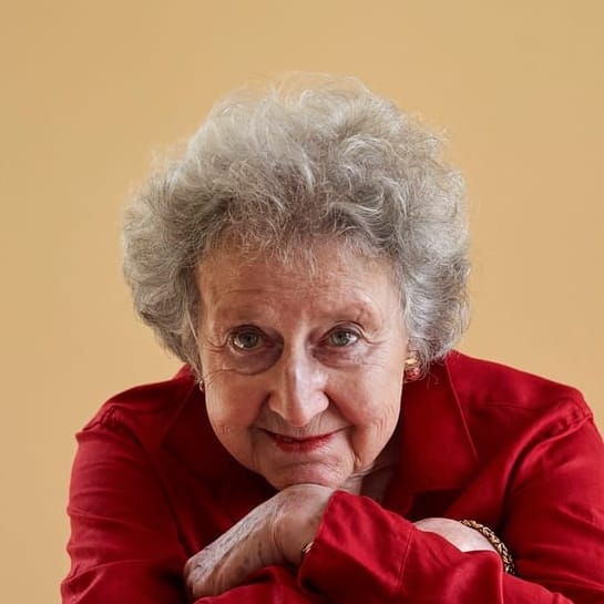 Anne Dickson